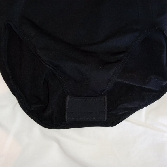 SPANXsculpt™ OnCore High-Waisted Brief Small Black - Picture 9 of 9